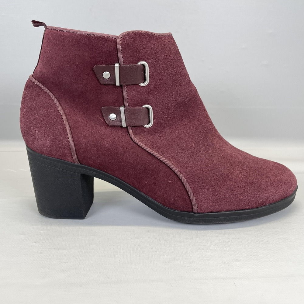 Clarks Meera Yew Ankle Boots Womens Size 9.5 Burgundy Red Suede Zip Heeled Shoes